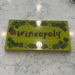 NIB Wineopoly A Game of Cork Popping Fun Board Game